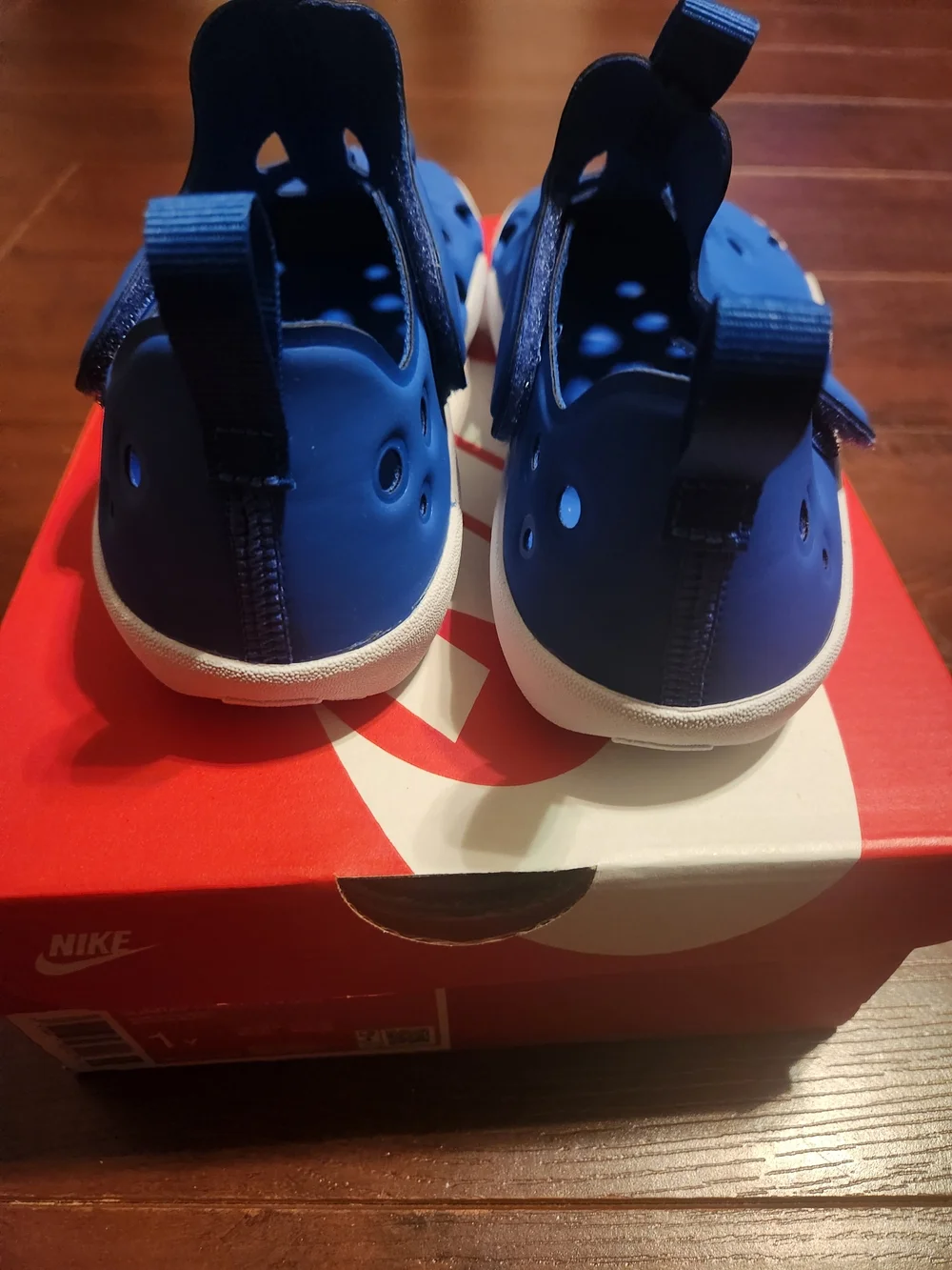 NIKE Sunray Protect 4
